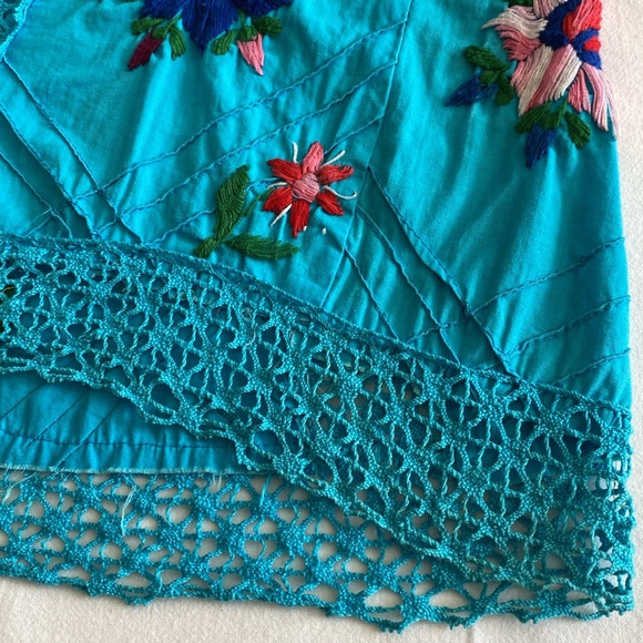 Mexican Style  Blouse Embroidered Hand made One Of A Kind Babydoll crochet lace - Picture 11 of 16